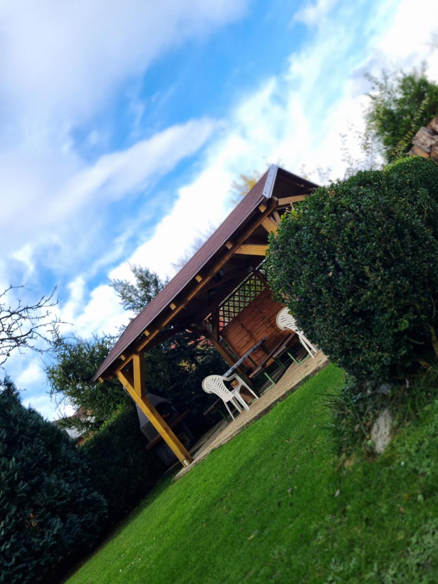 Rekreacny Dom Apartment Strecno Екстериор снимка